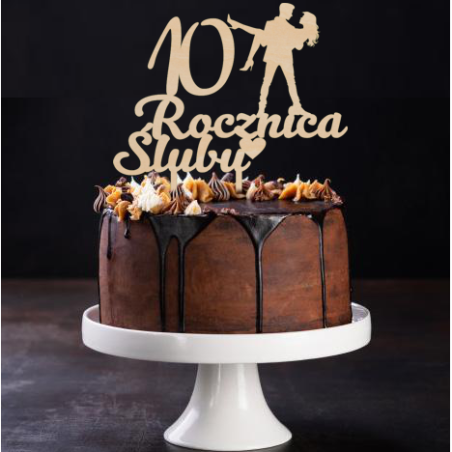 Topper na rocznicę ślubu z kobietą na rękach - sklejka